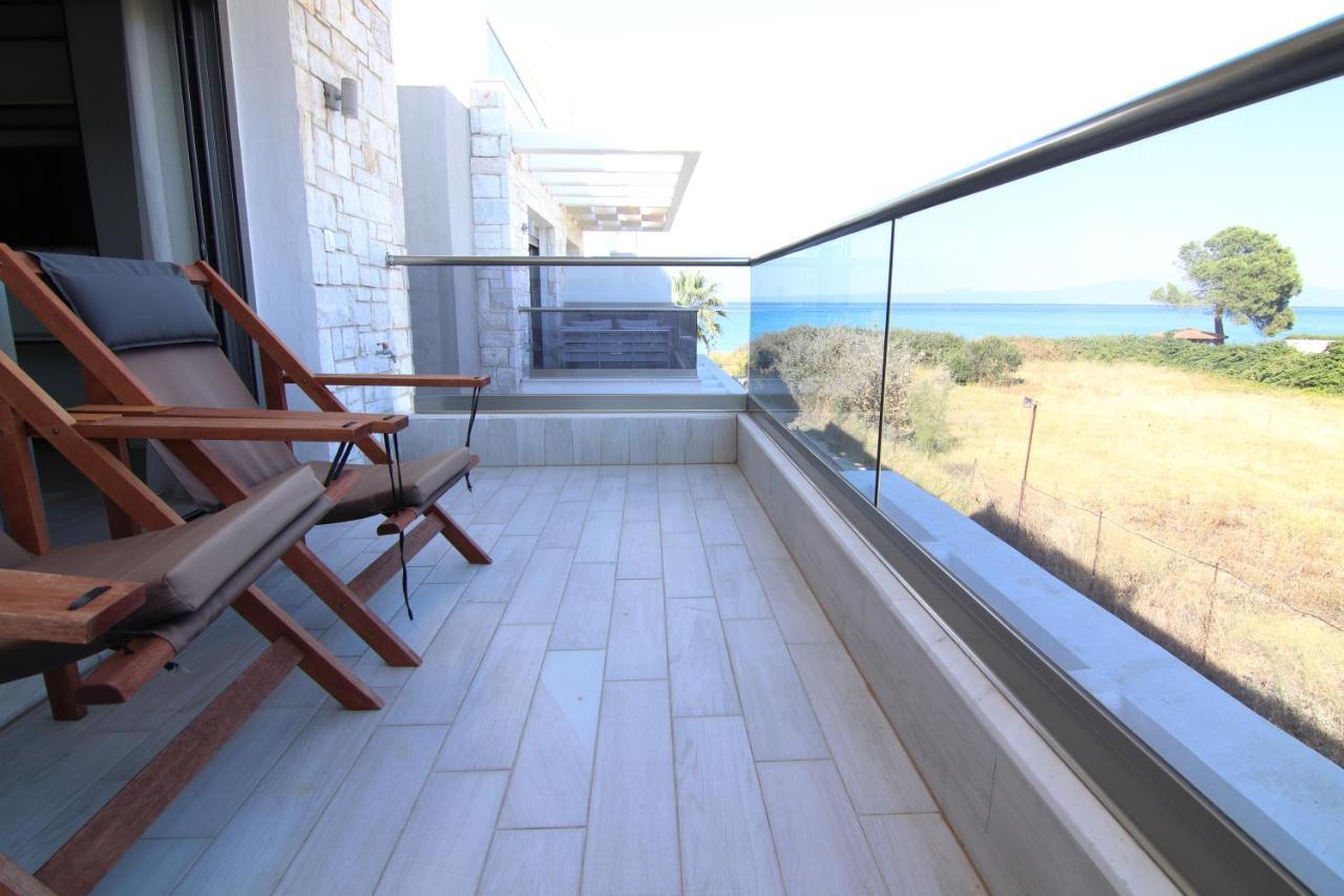 Hanioti Suite Maisonette In Front Of The Sea Экстерьер фото