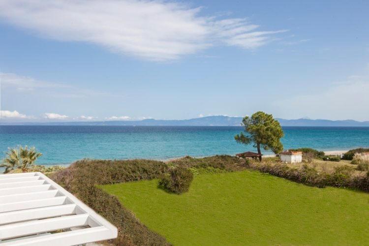 Hanioti Suite Maisonette In Front Of The Sea Экстерьер фото